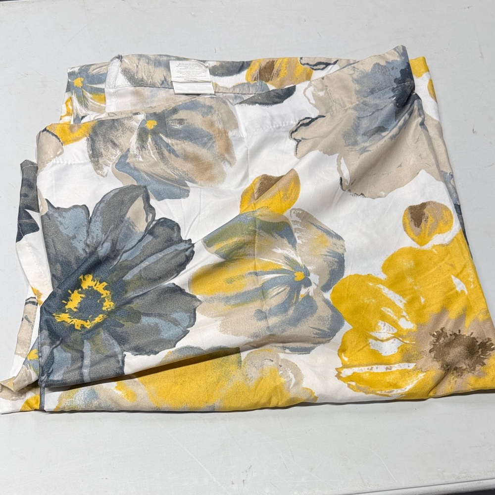 Floral Print Shower Curtain with Yellow and Gray Flowers